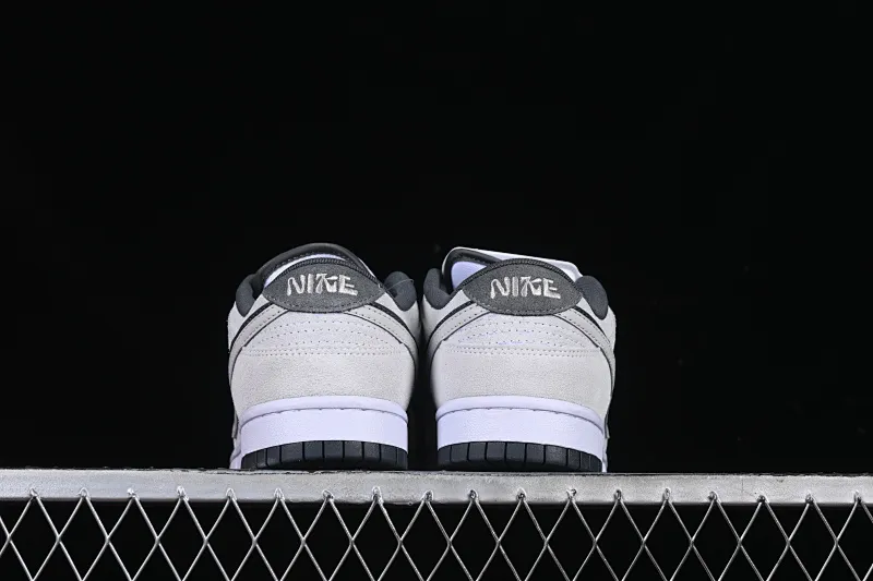 All categories Nk SB Dunk series Nk SB Dunk Low low-top sneakers Nk Dunk Low 85 double hook series white gray SB low-top sports and leisure sneakers HV1800-101